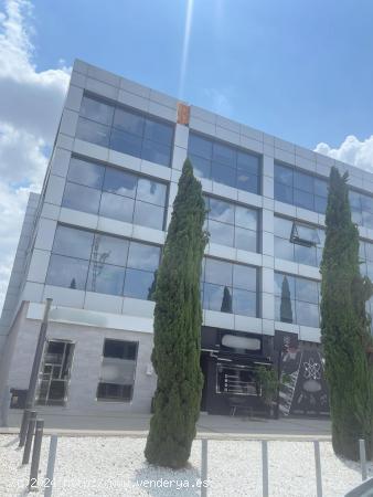 OFICINA EN BAJO POLÍGONO INDUSTRIAL OESTE - MURCIA