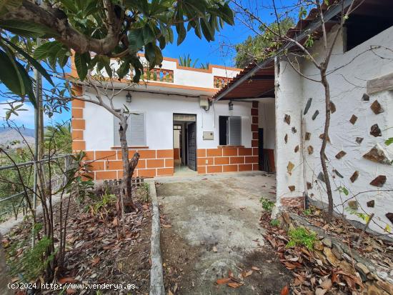  Venta de encantadora casa rural en Vallehermoso, La Gomera - SANTA CRUZ DE TENERIFE 