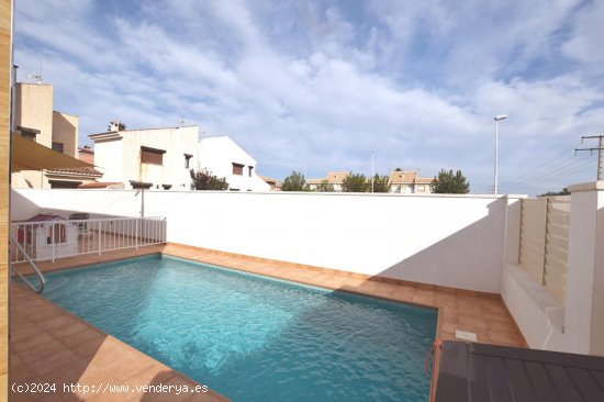 Villa en venta en Almoradí (Alicante)