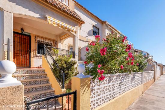  Fantástico Bungalow en Planta Baja en Aguas Nuevas, Torrevieja - ALICANTE 