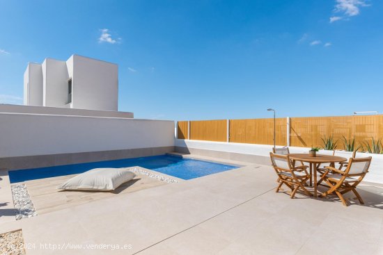 Villa en venta en San Fulgencio (Alicante)