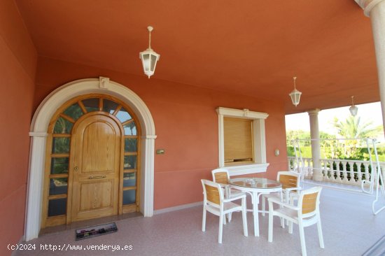 Finca en venta en Elche (Alicante)