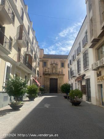  AMPLIA VIVIENDA EN EL CENTRO!!! - CADIZ 