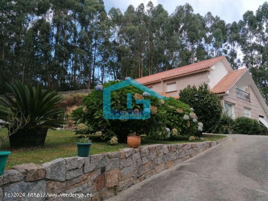  Chalet en venta en Meis (Pontevedra) 