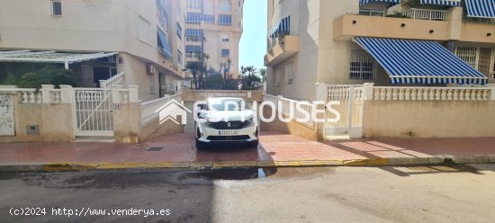 Garaje en venta en Guardamar del Segura (Alicante)