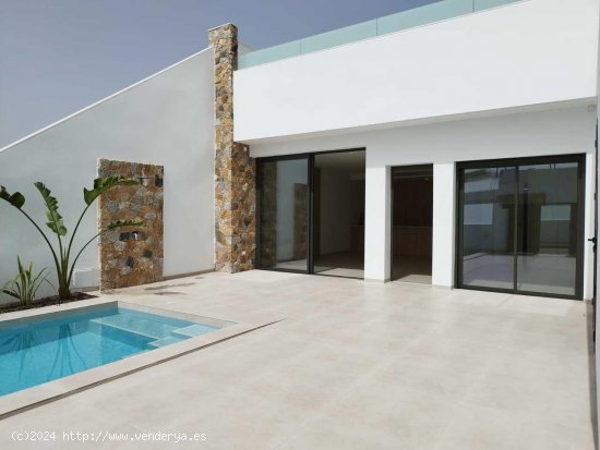 Villa en venta a estrenar en Los Alcázares (Murcia)