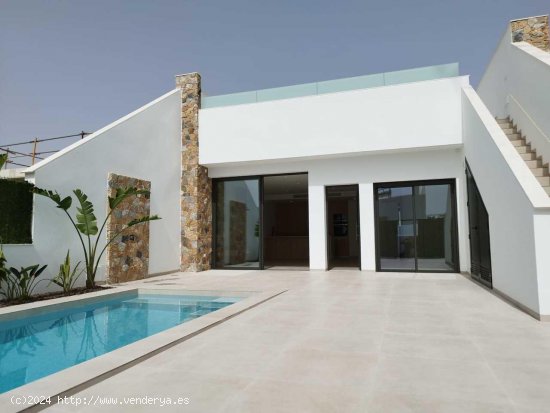 Villa en venta a estrenar en Los Alcázares (Murcia)