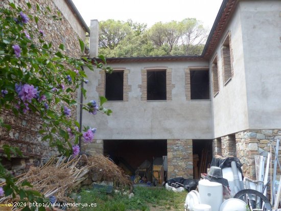  Casa en venta en La Cellera de Ter (Girona) 