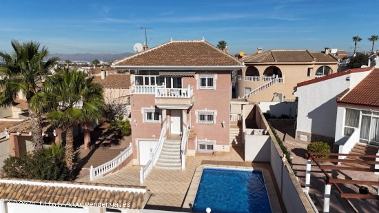 Villa en venta en Ciudad Quesada (Alicante)