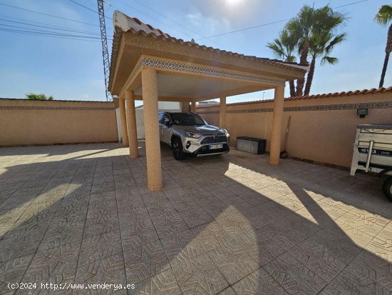 Villa en venta en Rojales (Alicante)