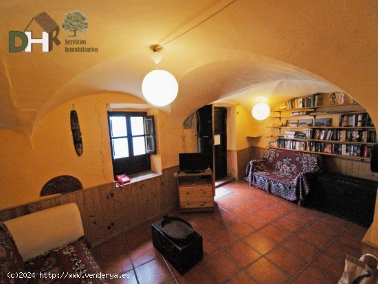 Casa en venta en Alcuéscar (Cáceres)