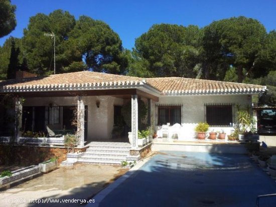 Villa en venta en Orihuela (Alicante)