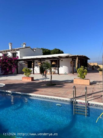  Villa en alquiler en Alhaurín de la Torre (Málaga) 