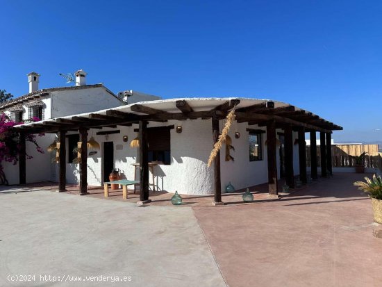 Villa en alquiler en Alhaurín de la Torre (Málaga)