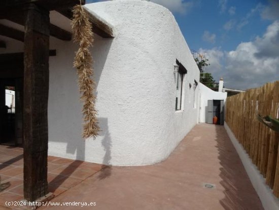 Villa en alquiler en Alhaurín de la Torre (Málaga)