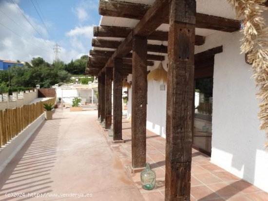 Villa en alquiler en Alhaurín de la Torre (Málaga)