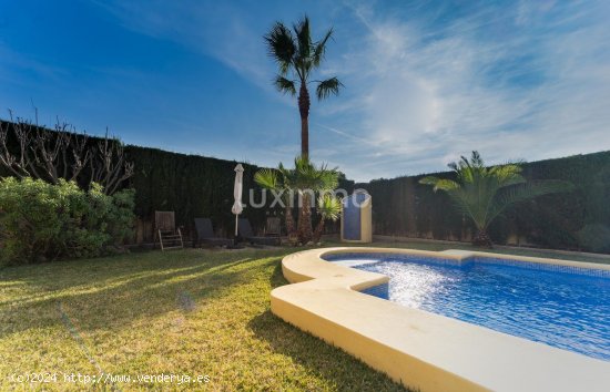 Casa en venta en La Nucia (Alicante)