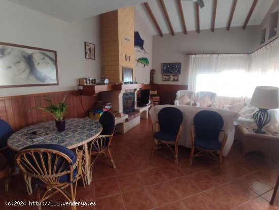 Villa en venta en Guardamar del Segura (Alicante)