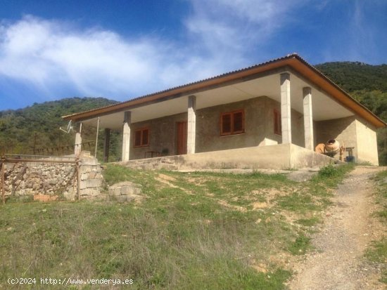  Villa en venta en Benaocaz (Cádiz) 