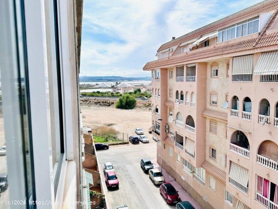 Piso en venta en Torrevieja (Alicante)