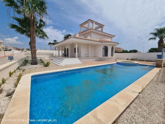  Villa en venta en Ciudad Quesada (Alicante) 