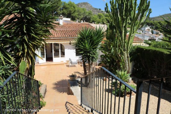 Bungalow en alquiler en Moraira (Alicante)