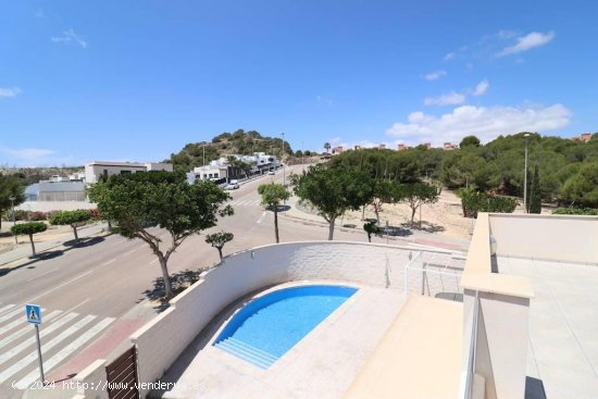 Chalet en venta en San Miguel de Salinas (Alicante)