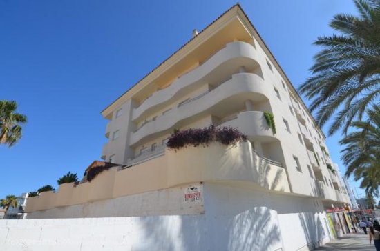 Local en venta a estrenar en Benalmádena (Málaga)