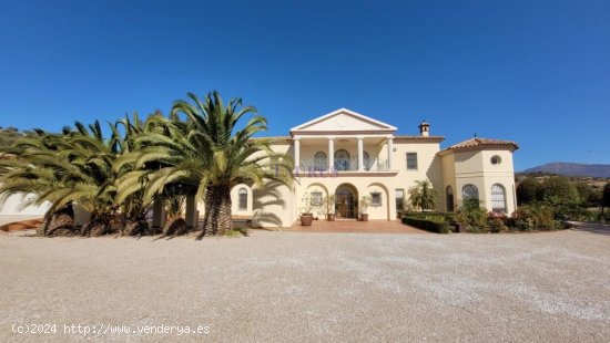 Villa en venta en Viñuela (Málaga)