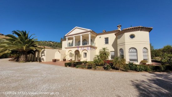 Villa en venta en Viñuela (Málaga)