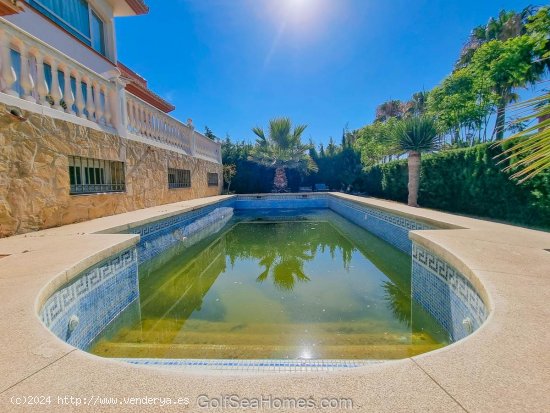  Villa en venta en Benalmádena (Málaga) 