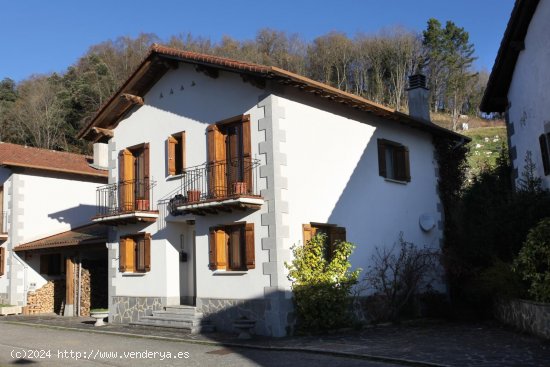 Casa en venta en Basaburua (Navarra)