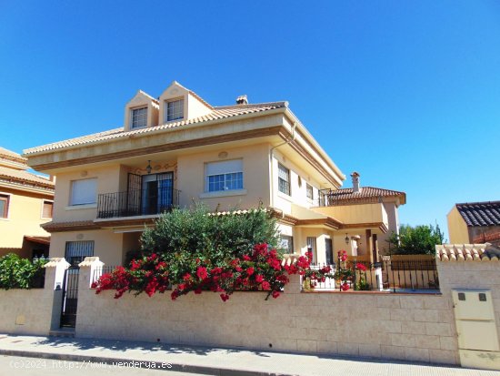 Villa en venta en Almoradí (Alicante)