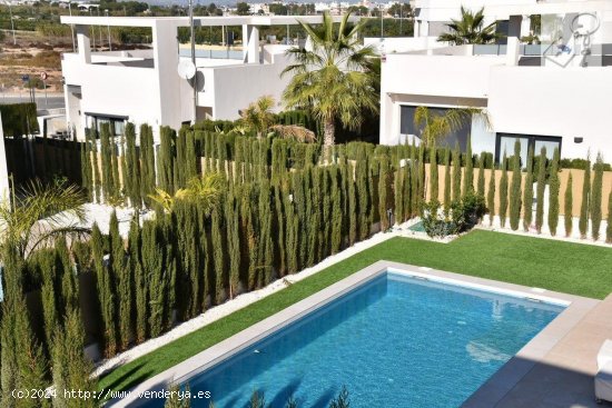 Villa en venta a estrenar en Benijófar (Alicante)