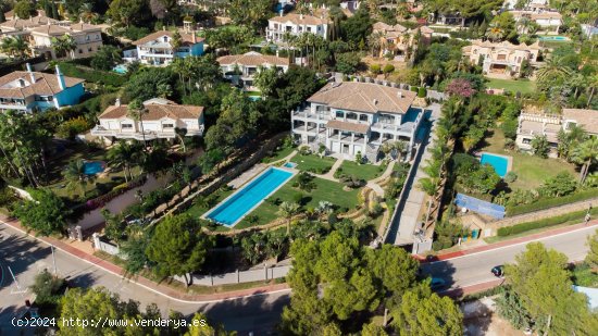 Villa en venta a estrenar en Marbella (Málaga)