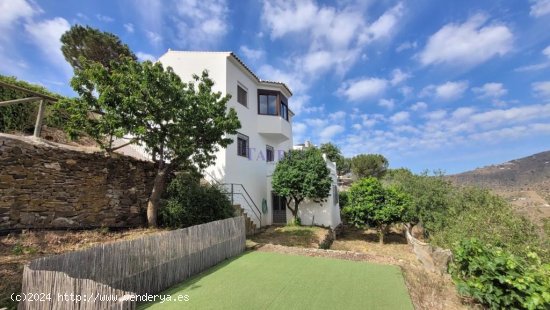  Villa en venta en Sayalonga (Málaga) 