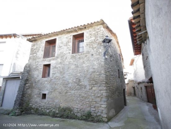 Casa en venta en Lascuarre (Huesca)