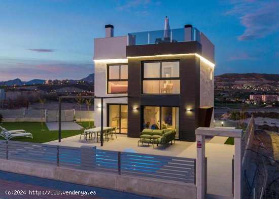 Villa en venta a estrenar en San Juan de Alicante (Alicante)