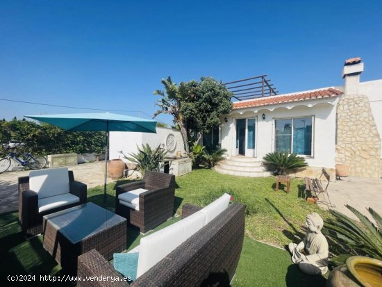 Villa en venta en Oliva (Valencia)