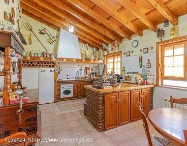 Finca en venta en Alhaurín de la Torre (Málaga)