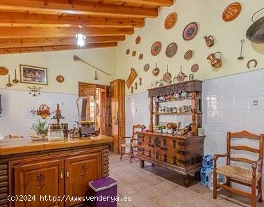 Finca en venta en Alhaurín de la Torre (Málaga)