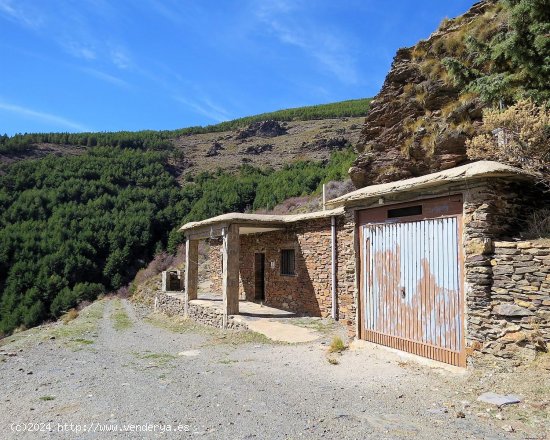 Casa en venta en Nevada (Granada)