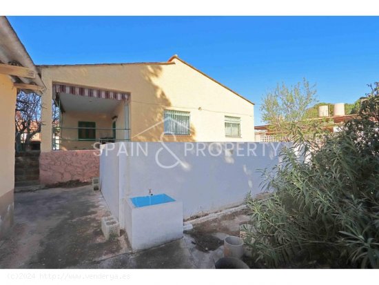 Chalet en venta en Chiva (Valencia)