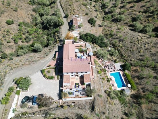 Villa en venta en Canillas de Aceituno (Málaga)