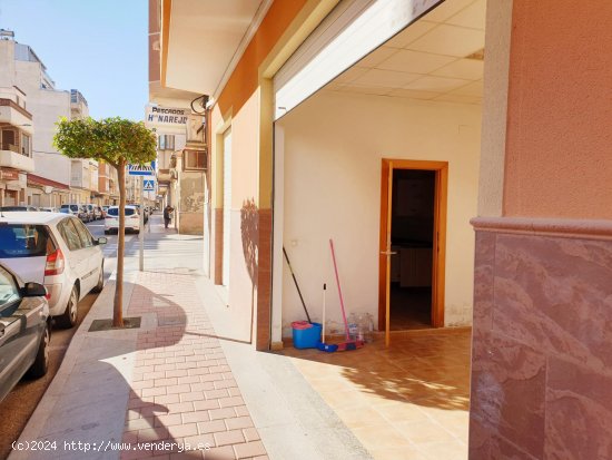 Local en alquiler en Guardamar del Segura (Alicante)