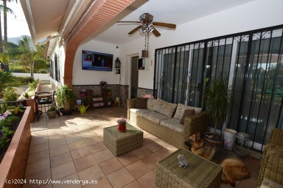 Finca en venta en Alhaurín el Grande (Málaga)