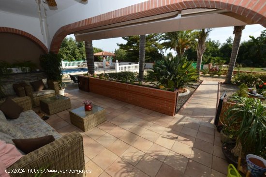 Finca en venta en Alhaurín el Grande (Málaga)