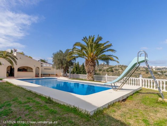 Finca en venta en Benissa (Alicante)