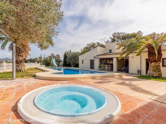 Finca en venta en Benissa (Alicante)