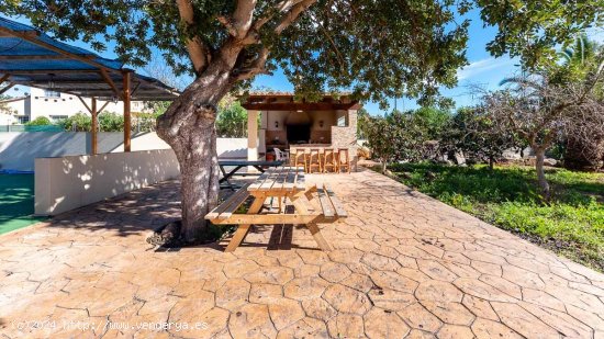 Villa en venta en Marratxí (Baleares)